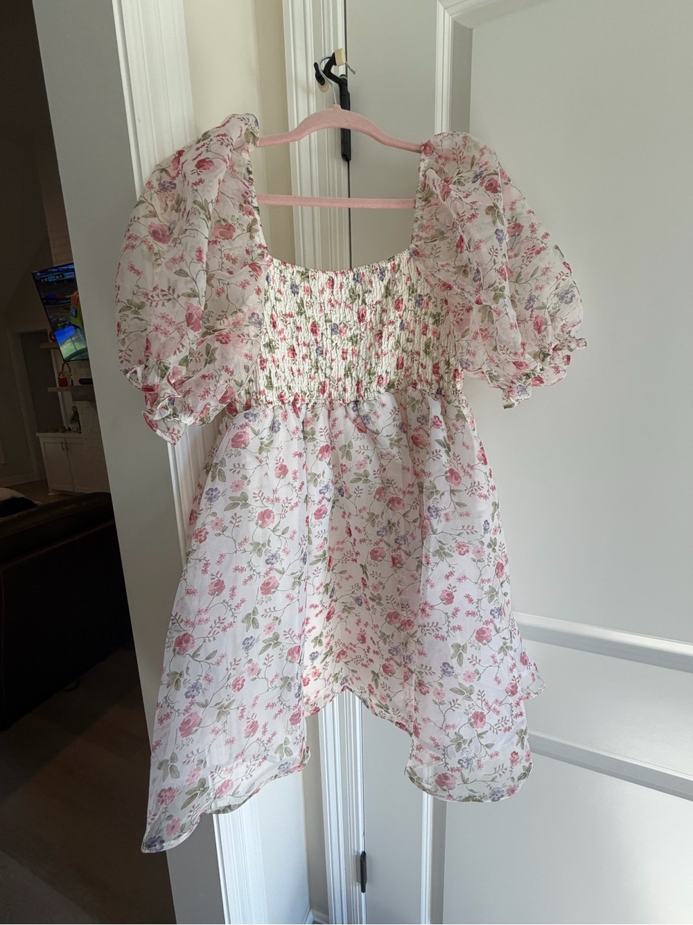 Floral Puff-Sleeve Women’s Dress - Pink/White - Picture 2 of 2